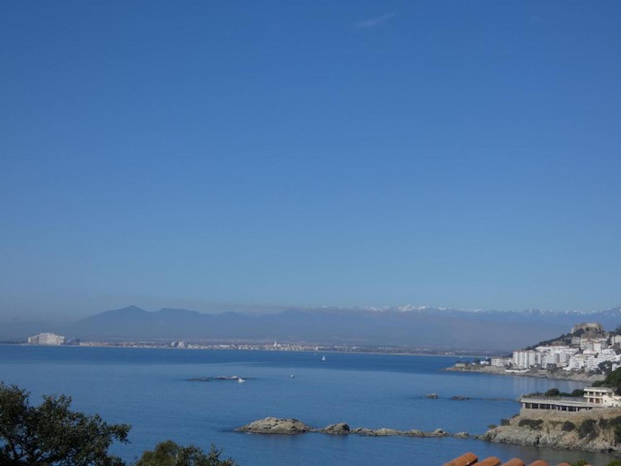 Villa Casa Con Vistas Al Mar Y A La Montana En La Almadrava Roses Esterno foto